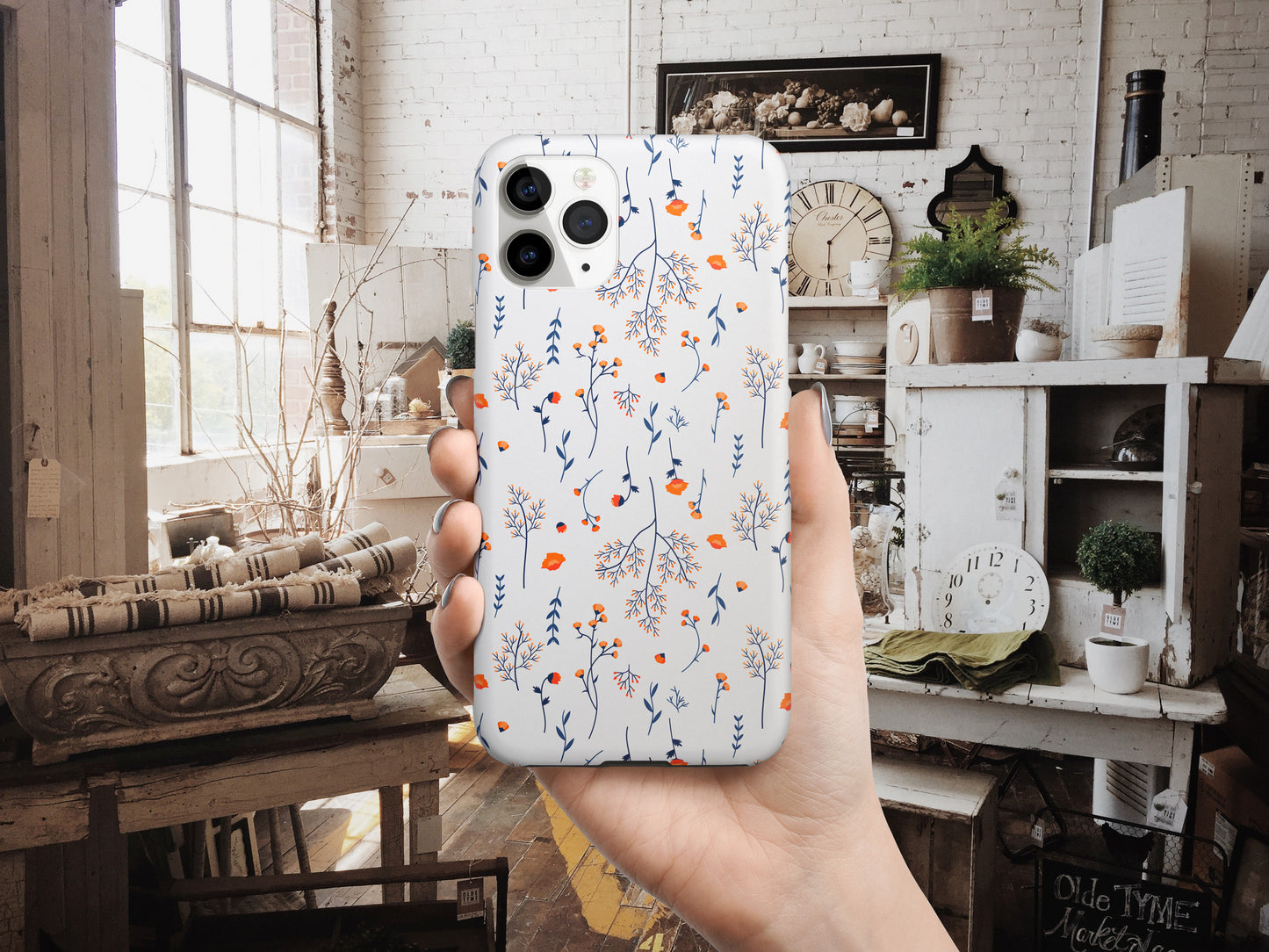 Vintage Flower Pattern Phone Case