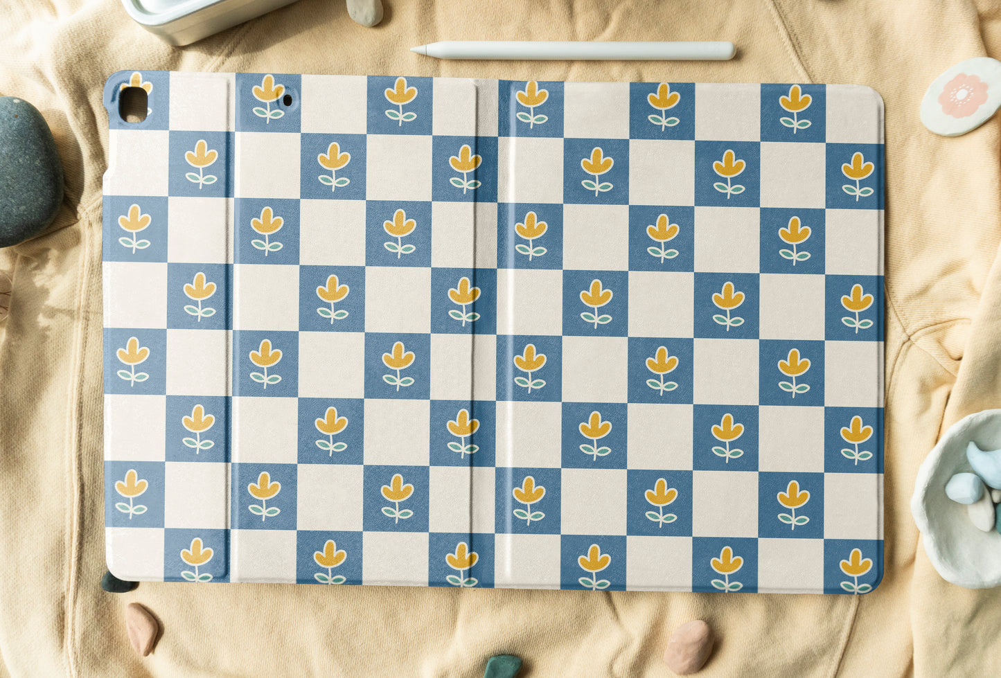 Retro Blue Checkered iPad Case