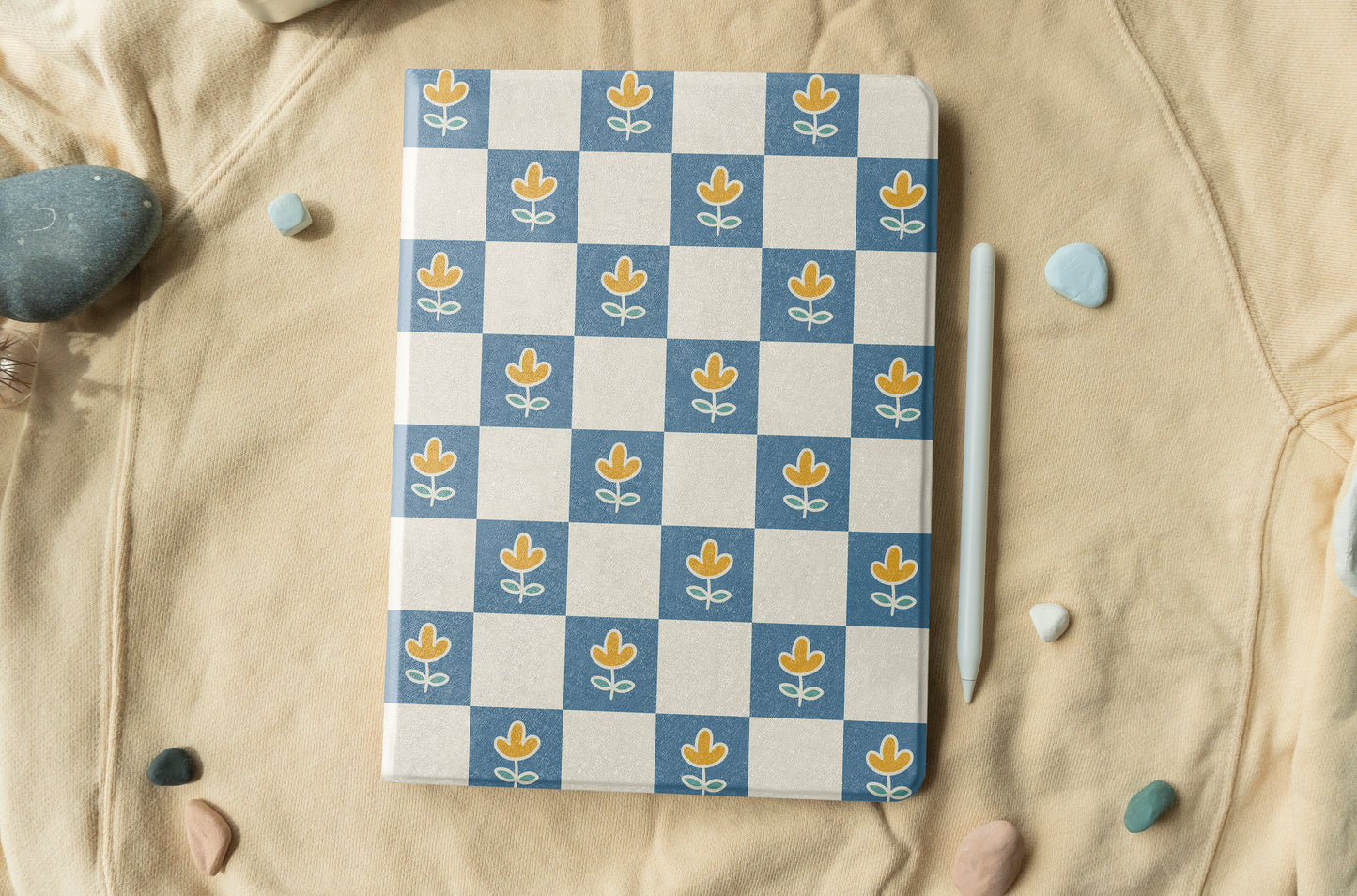 Retro Blue Checkered iPad Case