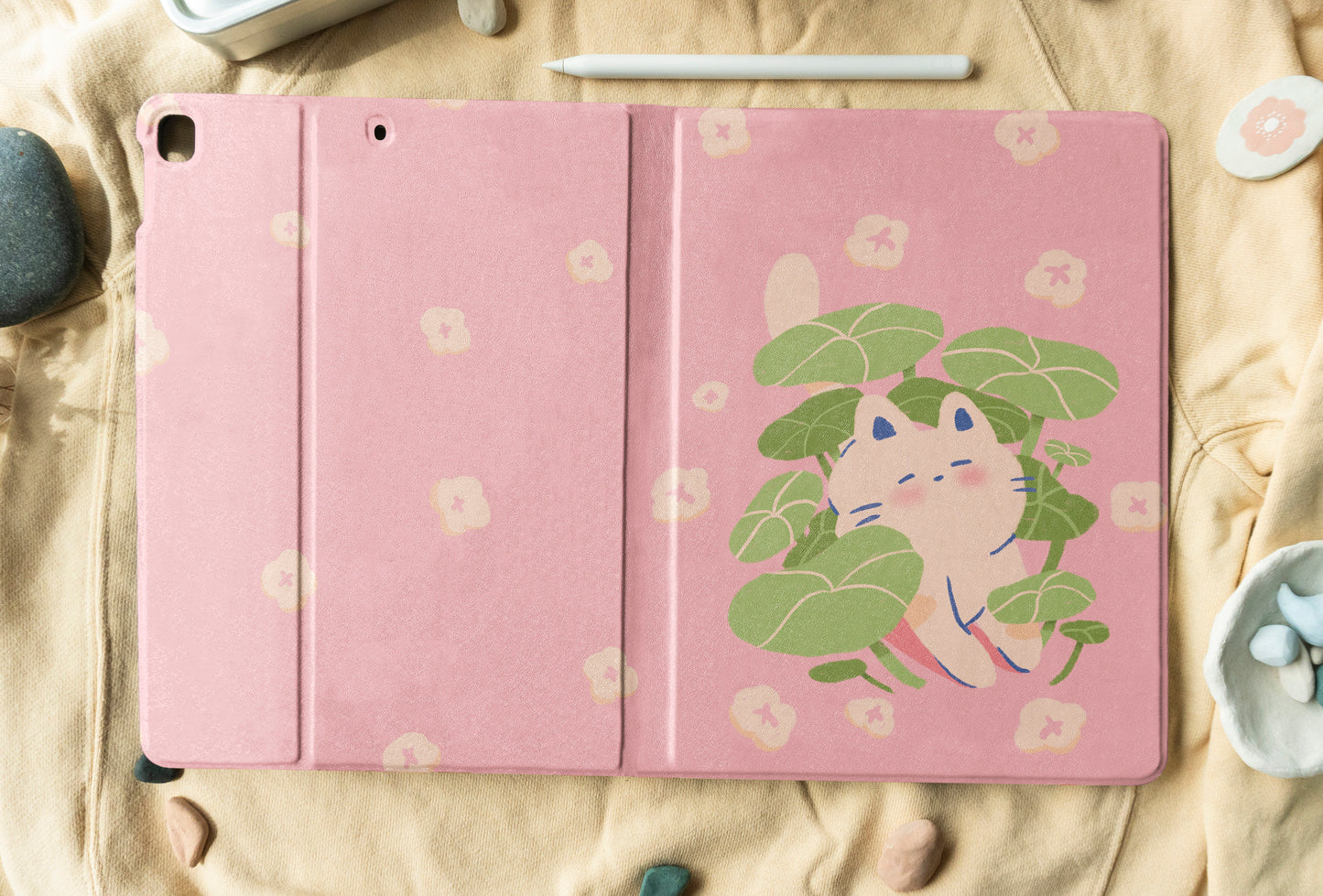 Secret Garden Cat iPad Case