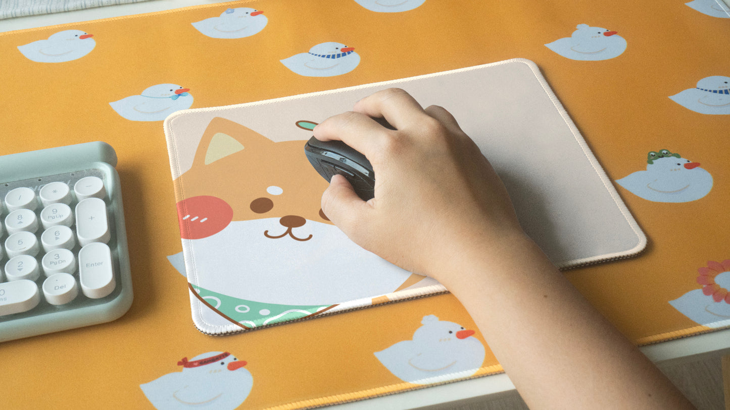 Smiley Shiba Desk Pad
